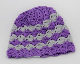 Häkelkäppchen violett/grau