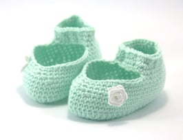 Ballerina mint mit weisser Rose