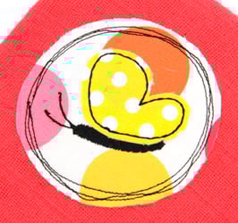 Nuscheli rot mit Schmetterlig