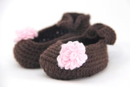 Ballerina braun mit rosa Blume