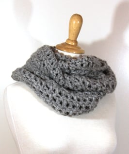 Alpaka Loop hellgrau