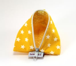 Nuggitäschli gelb mit Sternen