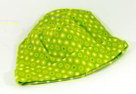 Jersey Käppli grün mit Sternen