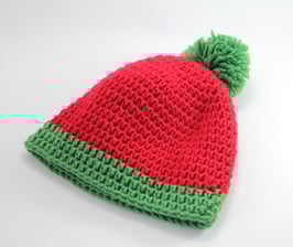 Häckelkäppchen rot/grün