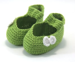 Ballerina kiwi mit weisser Masche