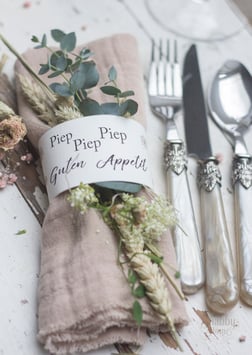 Serviettenring  aus Papier creme