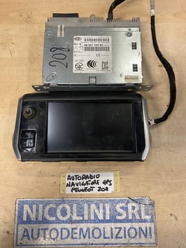 Autoradio con Navigatore GPS