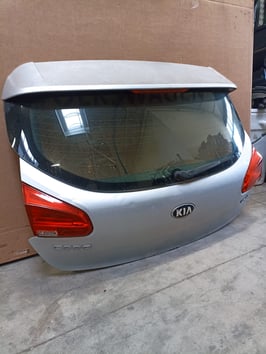 PORTELLONE POSTERIORE KIA CEE'D