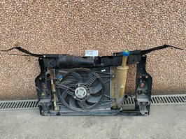 Ossatura con gruppo radiatore Fiat 500 (07-14)