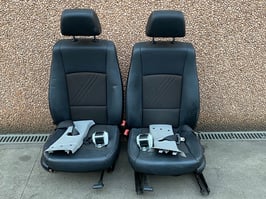 Sedili con cinture e fianchetti posteriori Bmw X1 E84