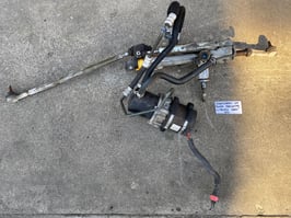 Servosterzo con pompa idroguida