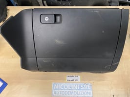 Bauletto portaoggetti con sistema di navigazione