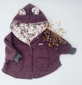 Walkcape mit Bärenohren -floral violet-