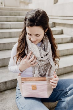 HIPBAG -colorblocking rosé- mit Boho-Schultergurt