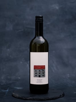 Das Rathaus. Rheinriesling-Gasse