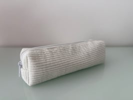 Stiftemäppchen Cord altweiss