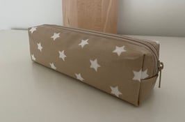 Stiftemäppchen toffee mit Sternen