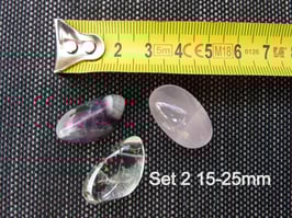 Set edelstenen Gouden Driehoek 15-25mm en 20-30mm met gratis Hematietsteentje prijzen v.a. €3,95