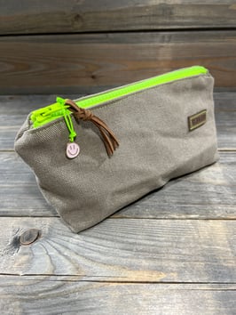 ELBditt in Canvas BEIGE mit Zipper nach Wahl      25x10x8 cm