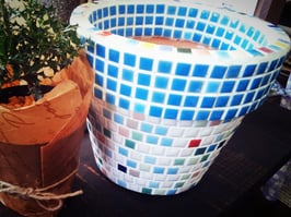 モザイクタイルプランター