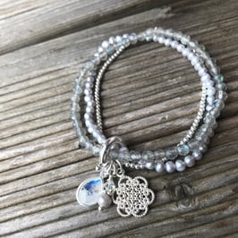 Multibracelet - Silber, Labradorit, Süsswasserperle Hellgrau, Silberblume