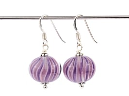 Ohrhänger Wave in lila