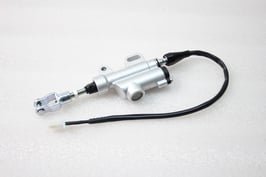 PTリアブレーキアッパーポンプ