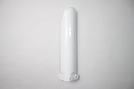 PTフロントショックカバー(右)