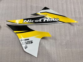 PTデカール・タンクカバー(左)用(イエロー)