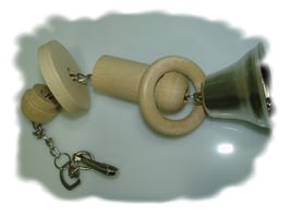 Papageienspielzeug Kette,Holz, Glocke 30 cm