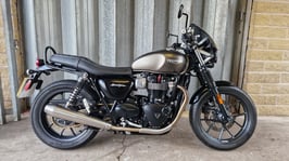 Triumph Bonneville Street Twin, 2017, 11,976 Miles: Available