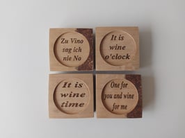 Edles 4er Set Glasuntersetzer aus Barriquefass-Dauben mit und ohne Spruch