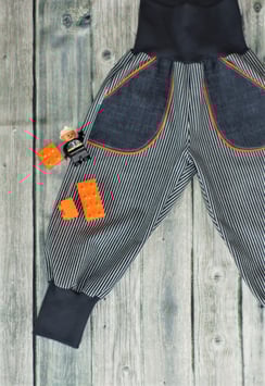 NEU:  Pumphose Streifen-Denim