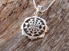 SRI YANTRA Kette Silber