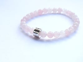Armband mit Rosenquarz und Gravur LOVE Silber