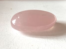 Rosenquarz Trommelstein