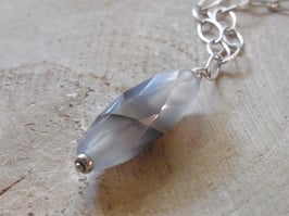 LADY IN GREY Kette Achat Stein Anhänger