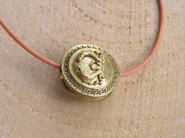 Kette Goldene Fische & Muschelhorn Anhänger Buddhismus