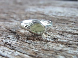 Schlichter Ring mit Peridot Silber