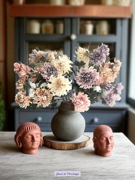 Dalhia la tige de 3 Fleurs