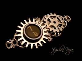 Broche récup - Pièce unique