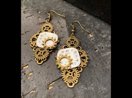 Boucles d'oreilles modèles uniques