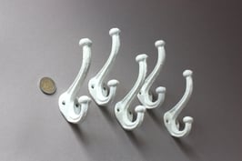 5 Haken rustikal weiß / white coat hooks Shabby