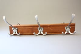Kleine Hakenleiste mit 3 silbernen Doppelhaken / small Vintage wall hooks coat rack