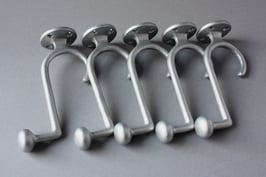 5 Kleiderhaken grau-silberfarbig / rustic grey wall hooks