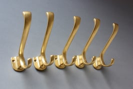 5 Kleiderhaken alter Lagerbestand / Vintage New Old Stock wall hooks gold