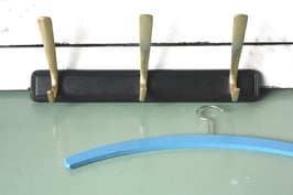 50er Garderobe schwarz gold Metall / 50s coat rack