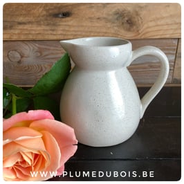 Petit pot à lait, pichet, écru moucheté