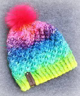 Handgestrickte Mütze Größe M