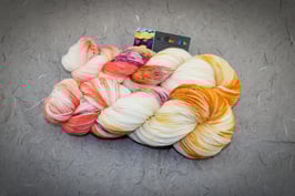 Gipfelwelten 6fach von Schmusewolle, 150g, Überraschungs- Abo Strang Nr. 63